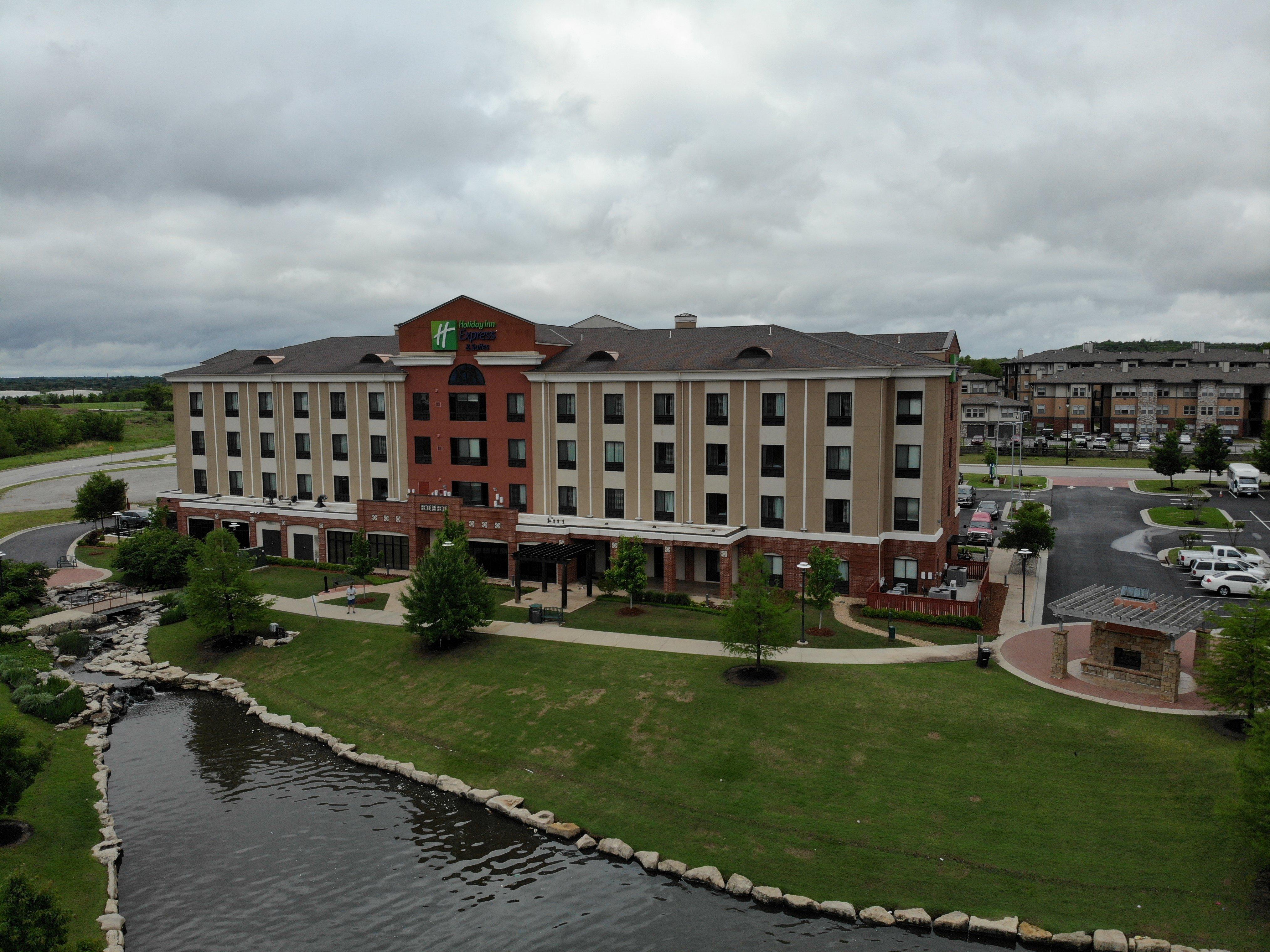 Holiday Inn Express & Suites Glenpool By Ihg Zewnętrze zdjęcie