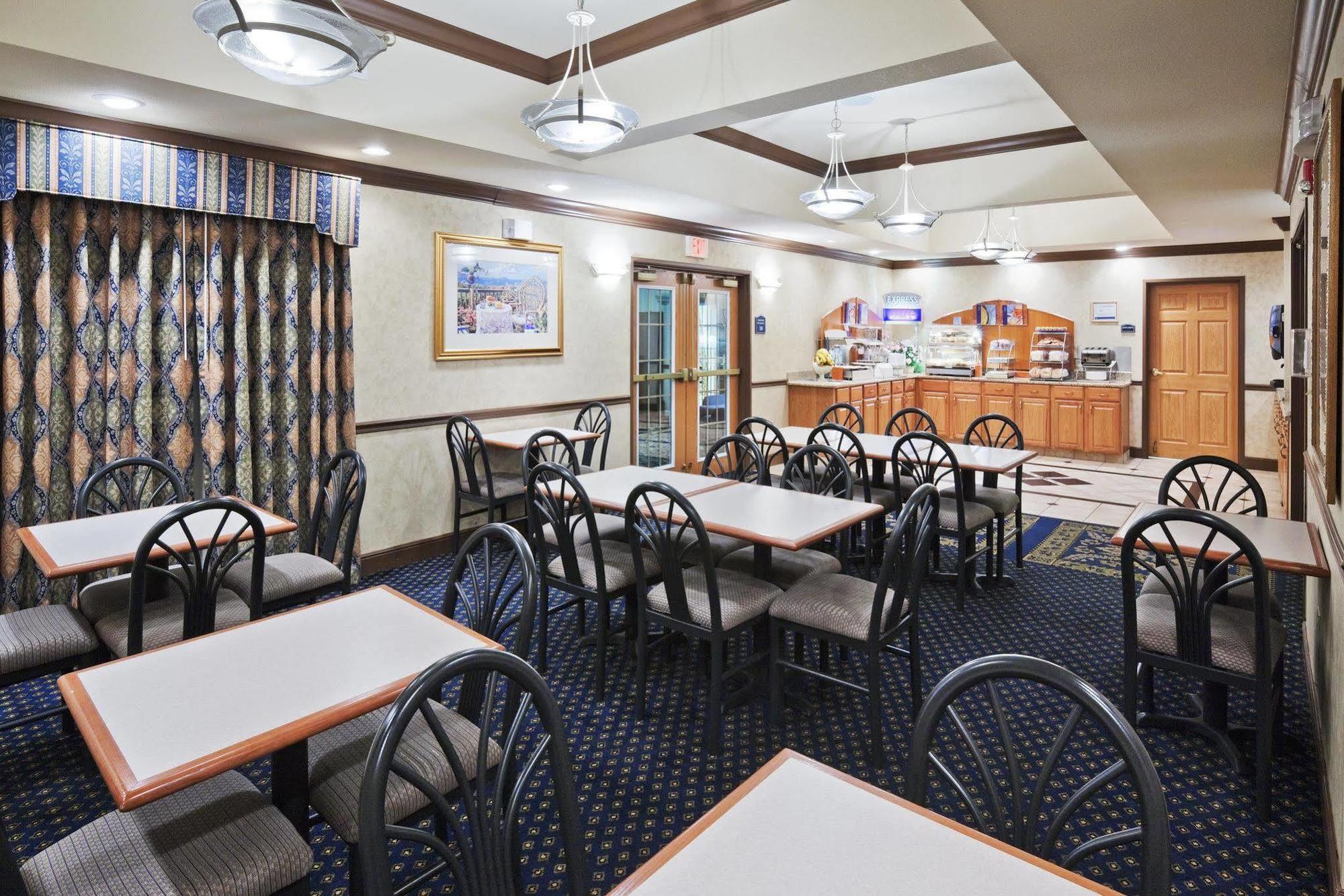 Holiday Inn Express & Suites Glenpool By Ihg Zewnętrze zdjęcie
