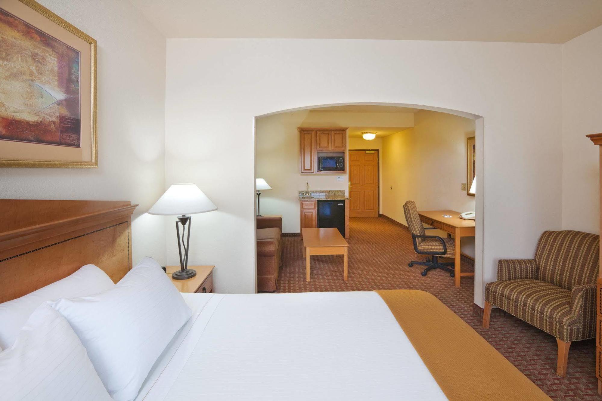 Holiday Inn Express & Suites Glenpool By Ihg Zewnętrze zdjęcie