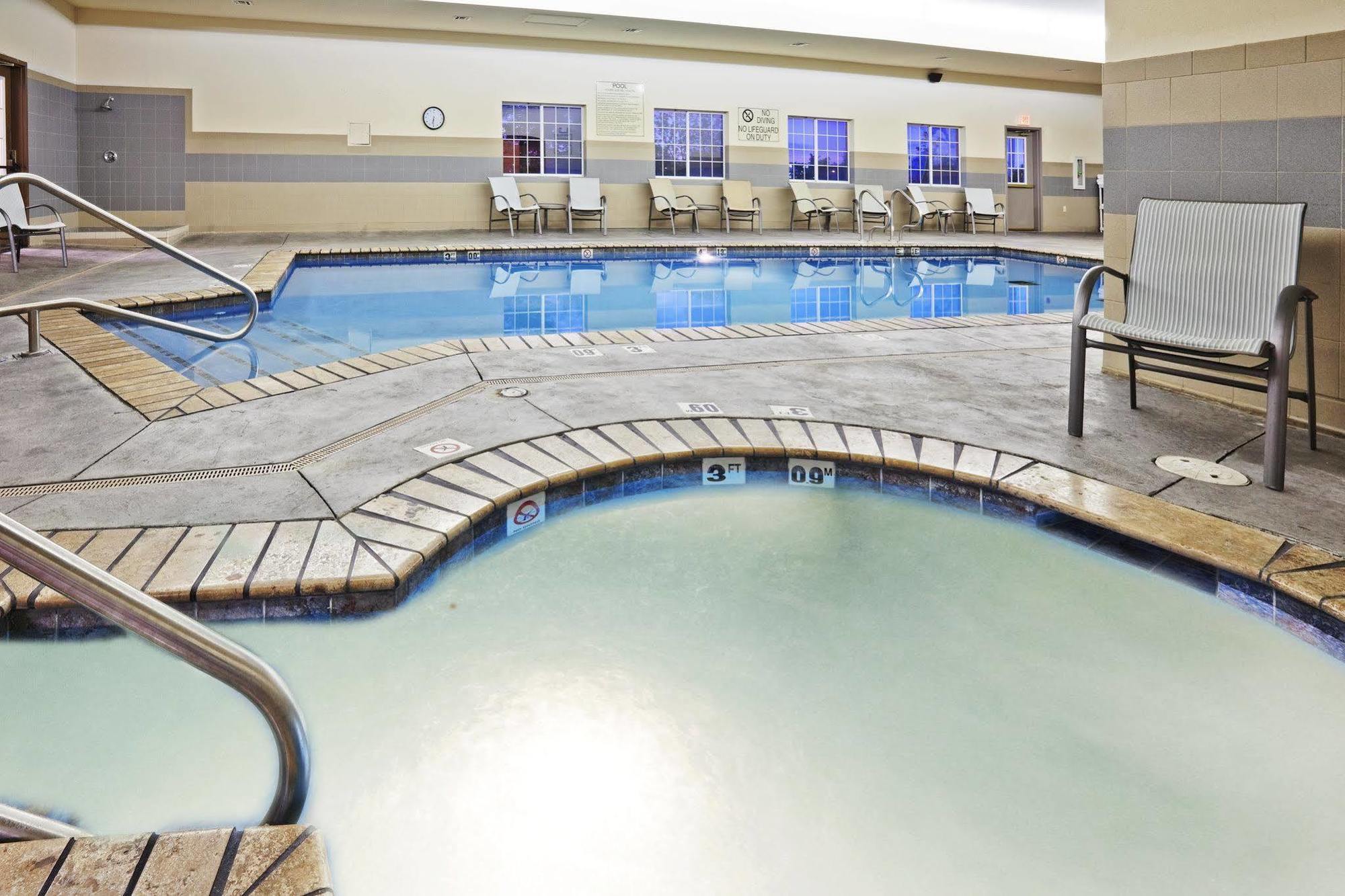 Holiday Inn Express & Suites Glenpool By Ihg Zewnętrze zdjęcie